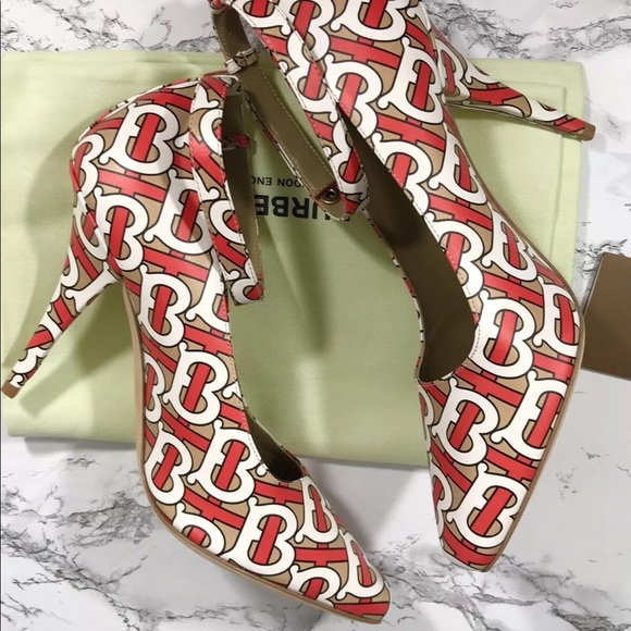 NWT BURBERRY Ankle Strap Leather Sz EU39 $790. - Picture 7 of 12